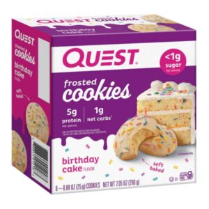 Quest - Frosted Cookies Birthday Cake (8 stuks)